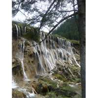 中国・チベット・九賽溝・世界遺産〜豪快な滝の写真素材(2)