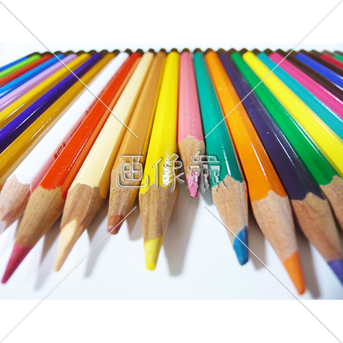 カラフルな色鉛筆の写真素材 4 画像衆 デザインを簡単レベルアップ 写真 模様 イラストのダウンロードサイト